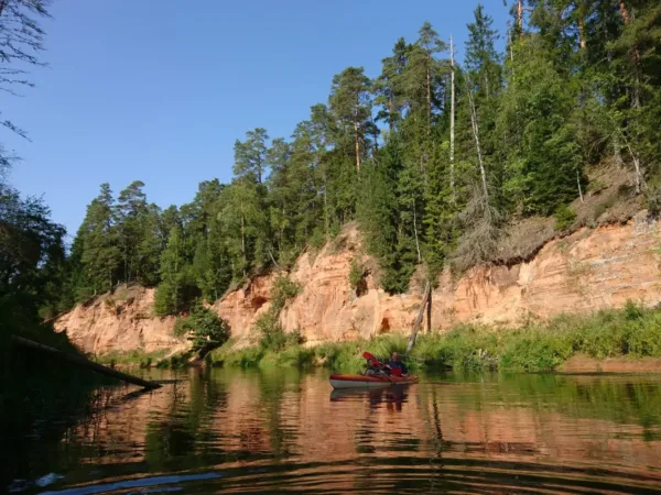 Plaukimas baidarėmis Kriauna